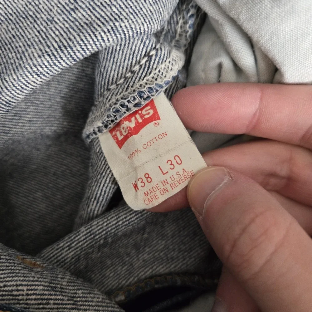 VTG Levis 501 Jeans Mens 38x30 Fits 36x30 Blue Straight Leg Button Fly Made USA